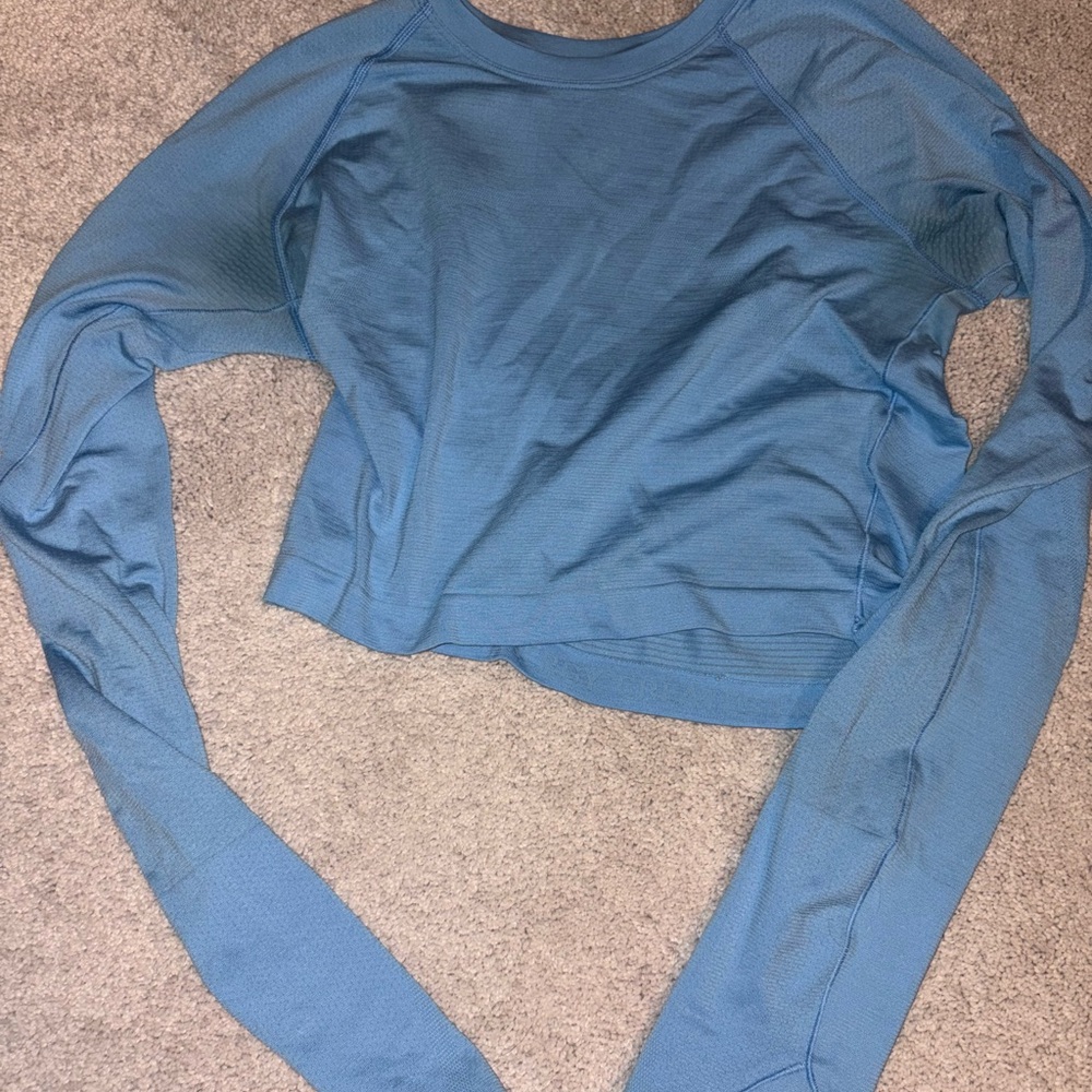 lululemon athletica Light Blue Long-Sleeve Crop Top